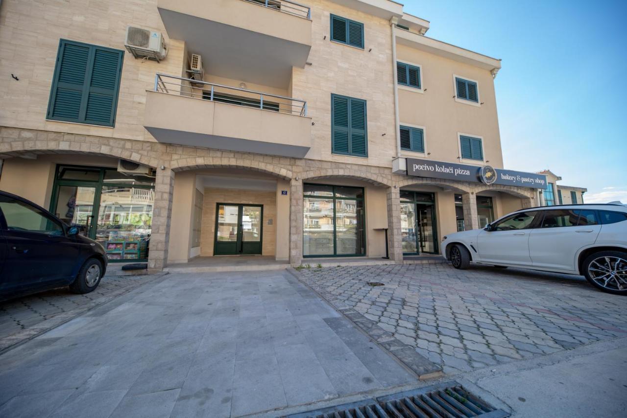 Lena 2 Apartment